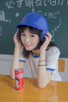 校草怀孕上课生宝宝